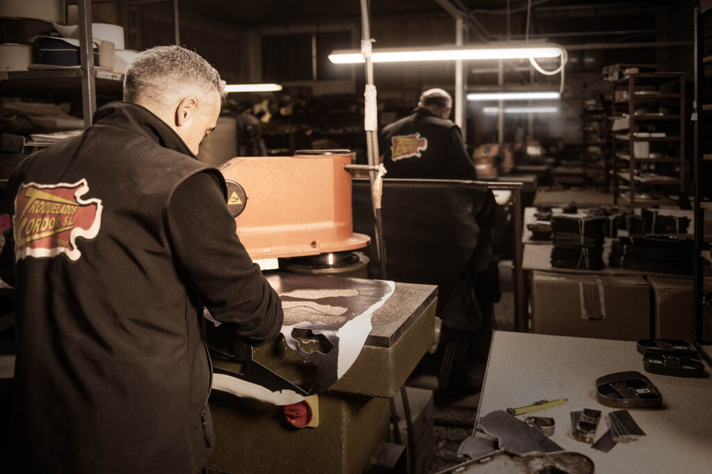 Especialistas del troquelado