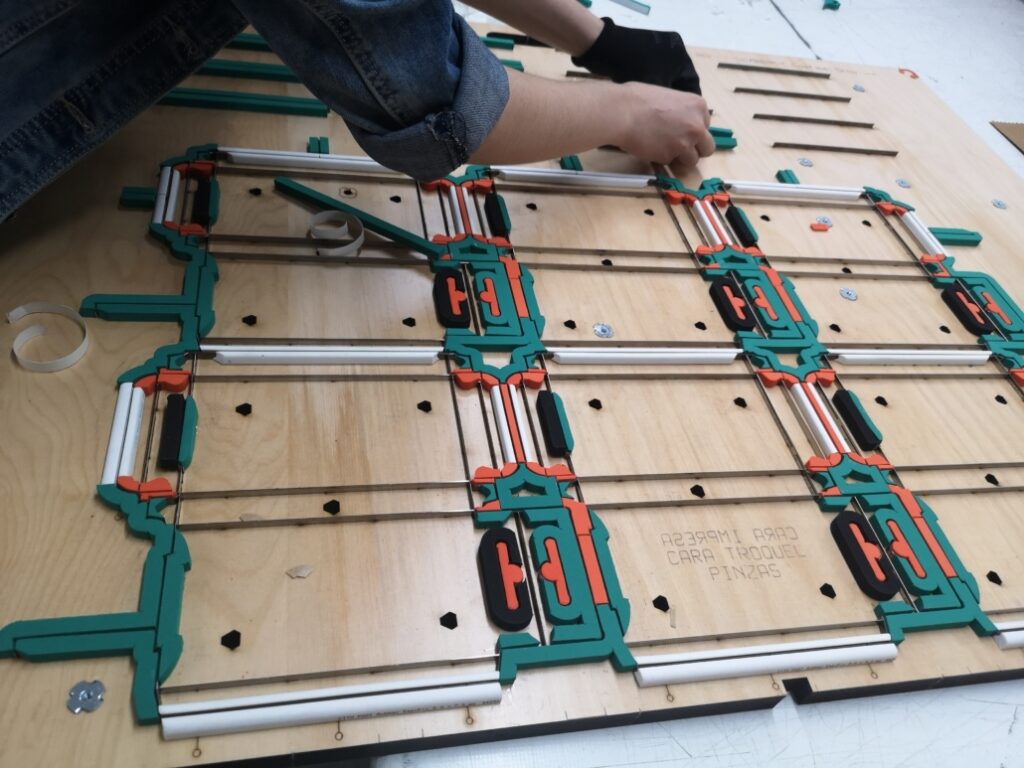 Especialistas del troquelado